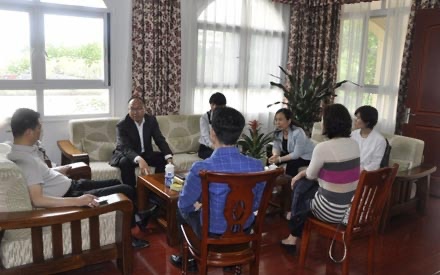 中國農(nóng)業(yè)節(jié)水和農(nóng)村供水技術協(xié)會現(xiàn)代管業(yè)專業(yè)委員會秘書長周川一行到公司調(diào)研